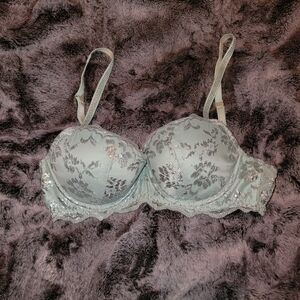 Victoria's Secret Mint Green Lace Bra 34 B